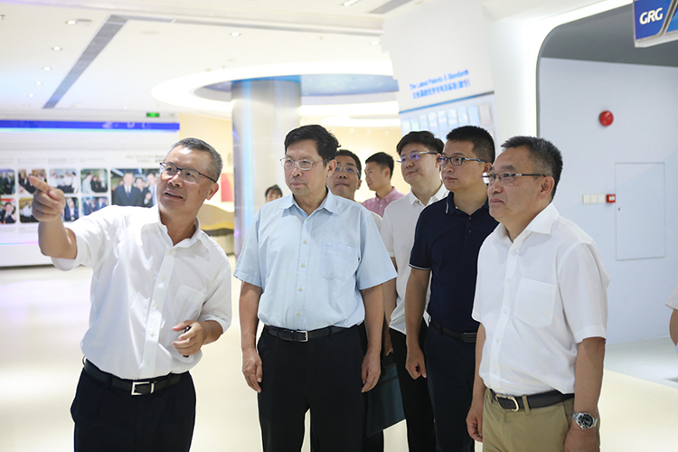 北京政協(xié)代表團一行蒞臨廣電運通調(diào)研