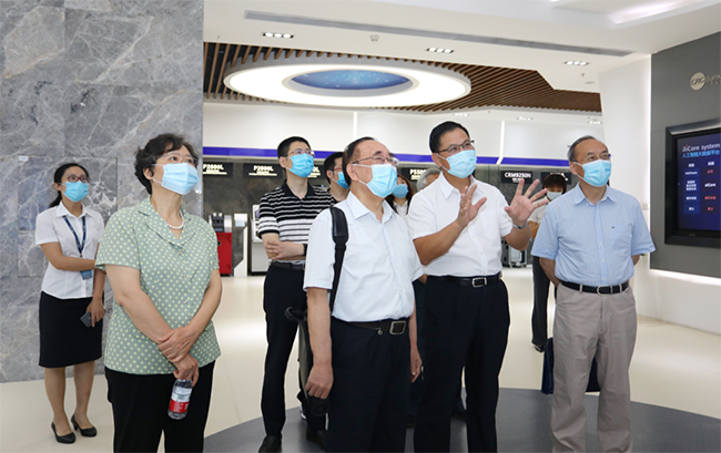 中國工程院馮培德院士一行蒞臨廣電運(yùn)通考察調(diào)研